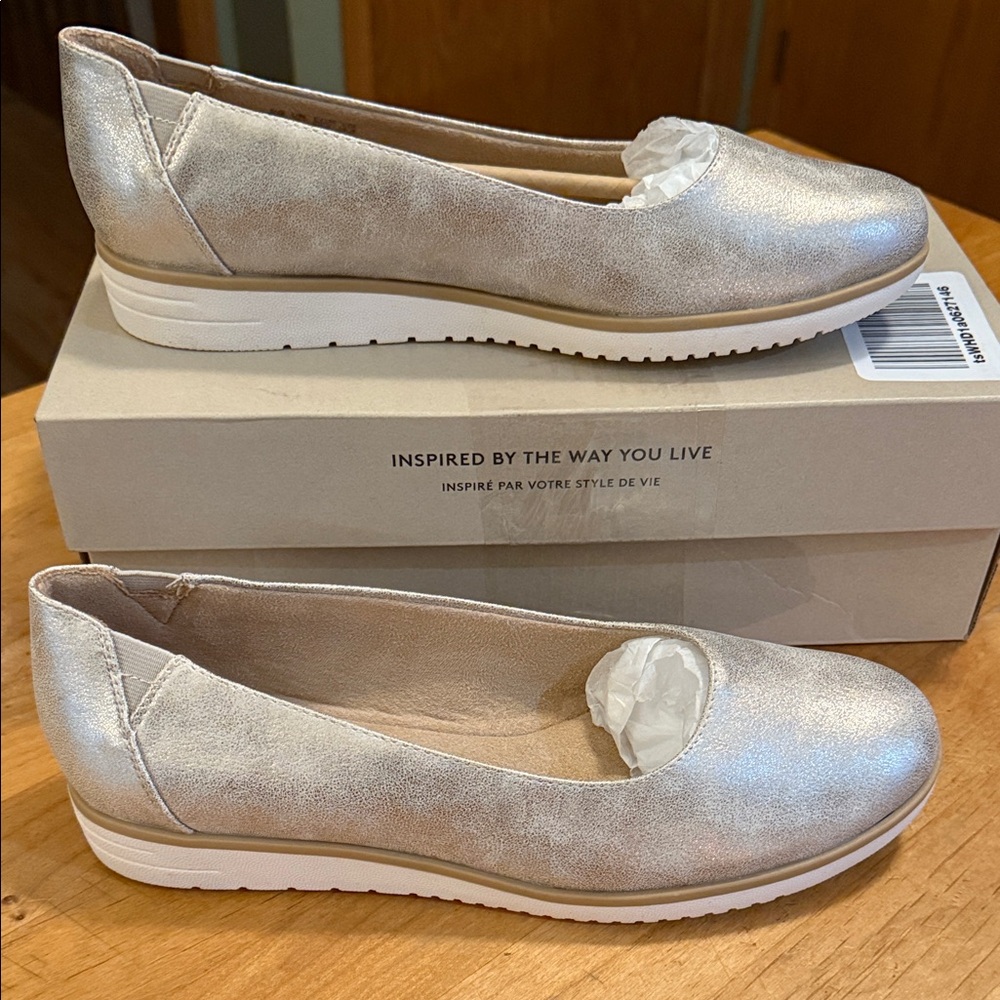 Soul Naturalizer Gold Ballet flats